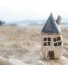 .A little house on the beach.